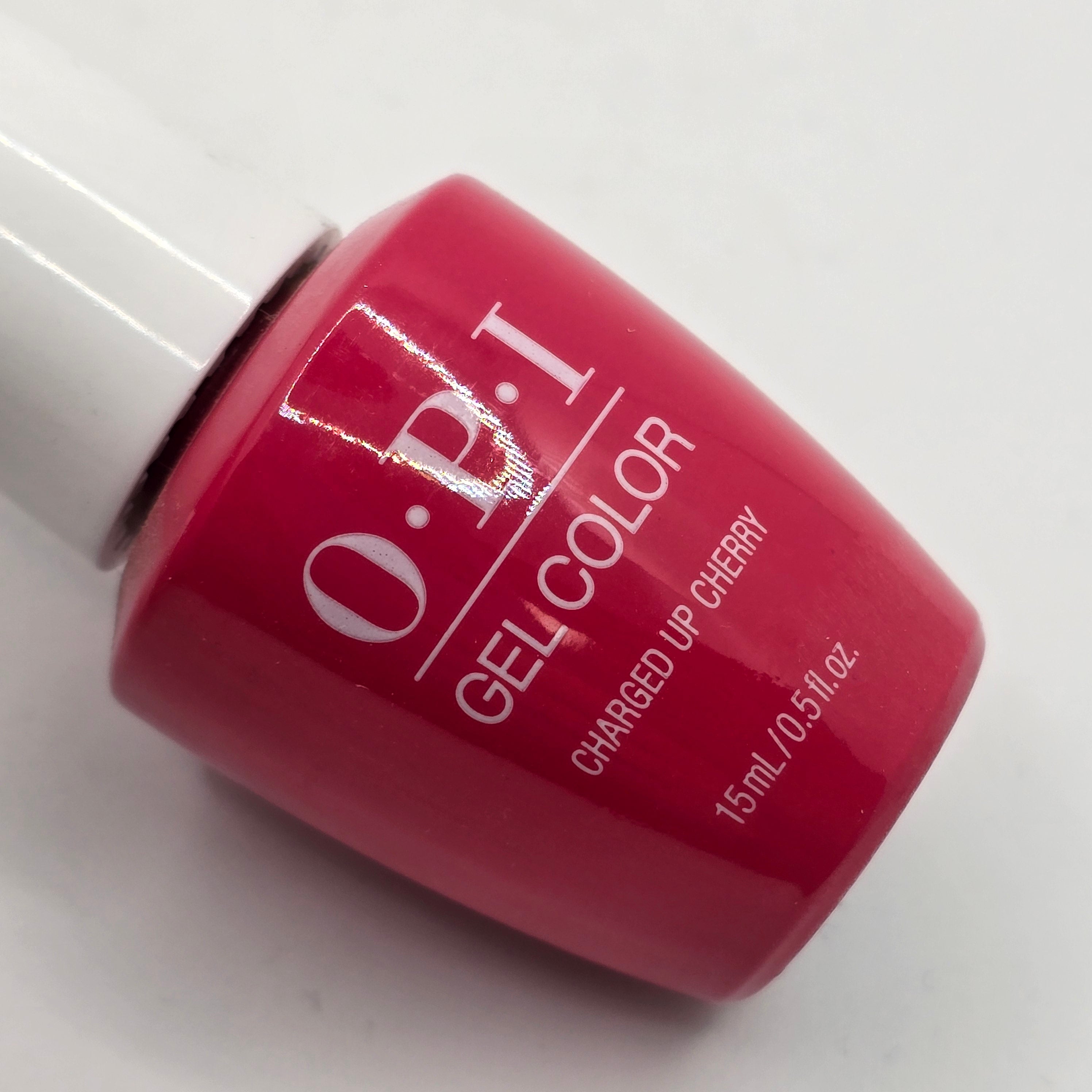 OPI Gel Color GC B35 - CHARGED UP CHERRY