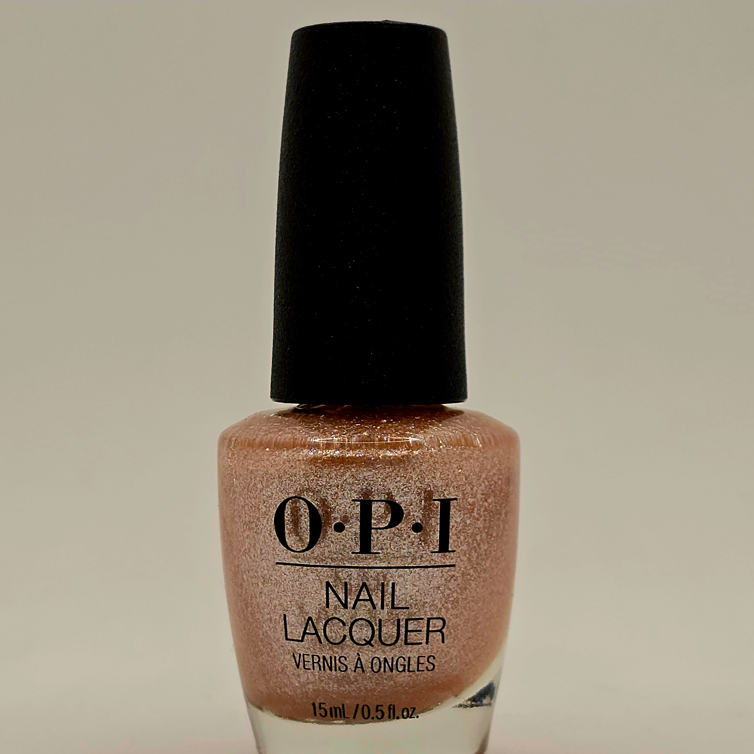 OPI NAIL LACQUER - SALTY SWEET NOTHINGS - HR Q08