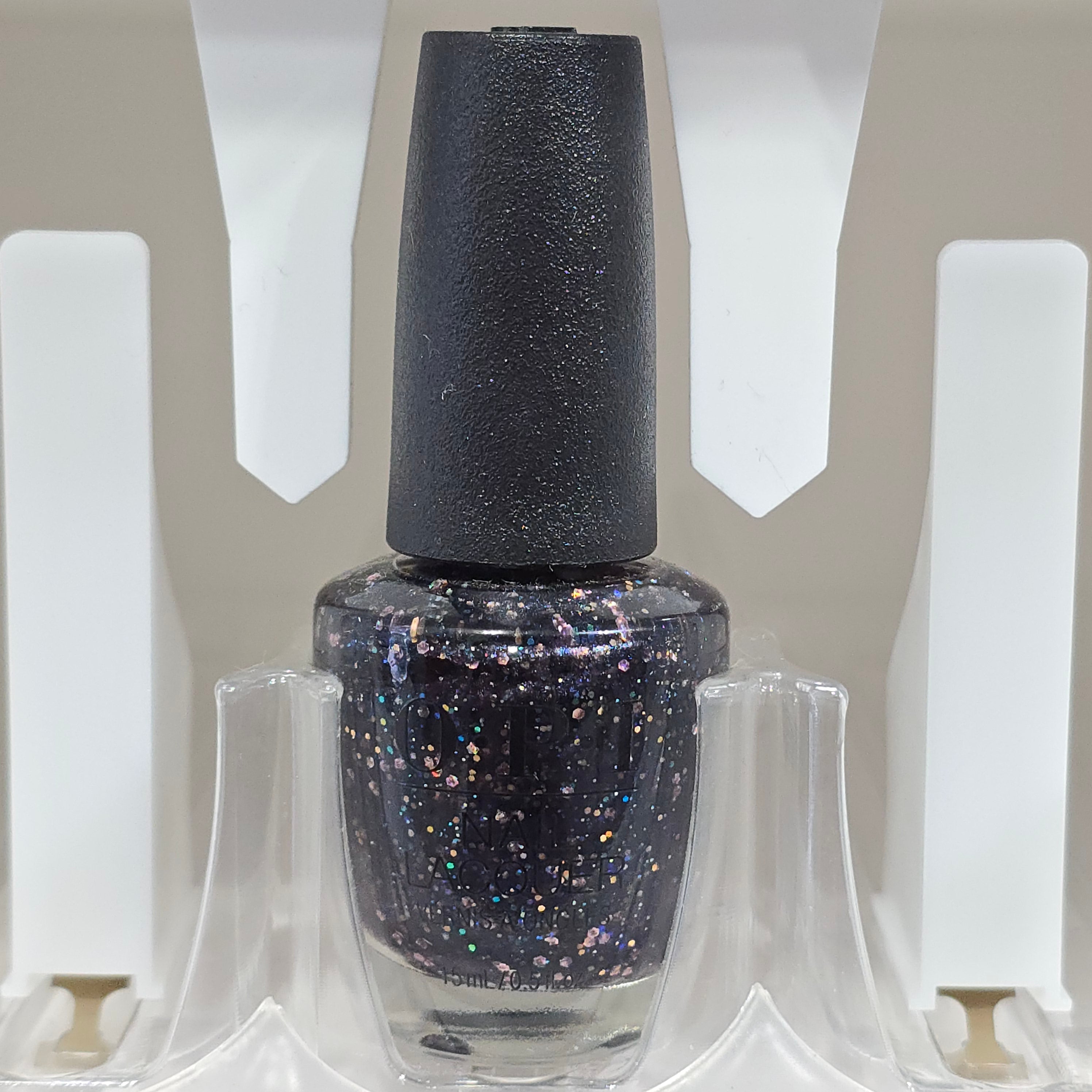 OPI NAIL LACQUER - HOT & COALED - HR Q13