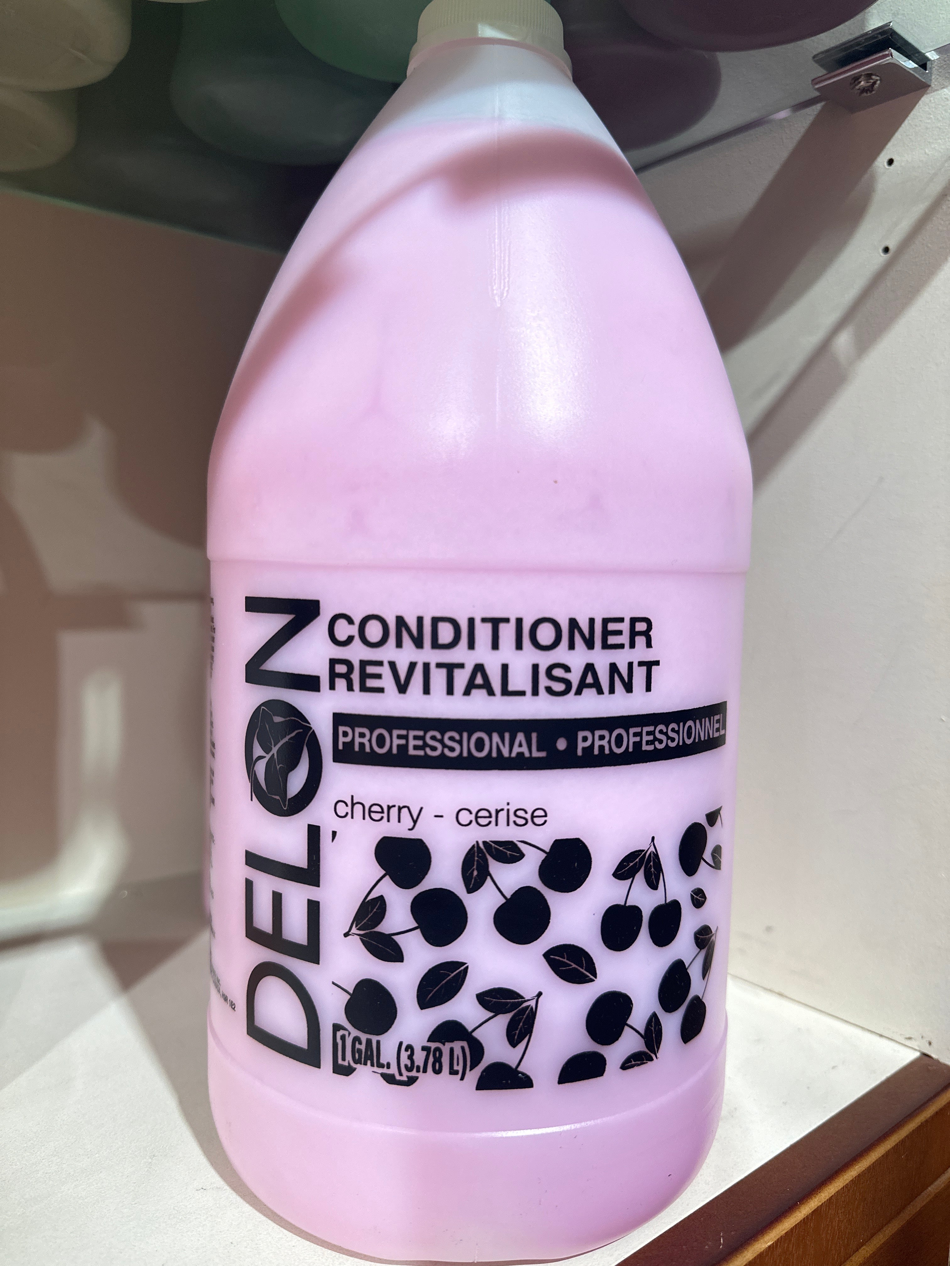 D847Y-4DELON DELON CHERRY CONDITIONER 3.78L