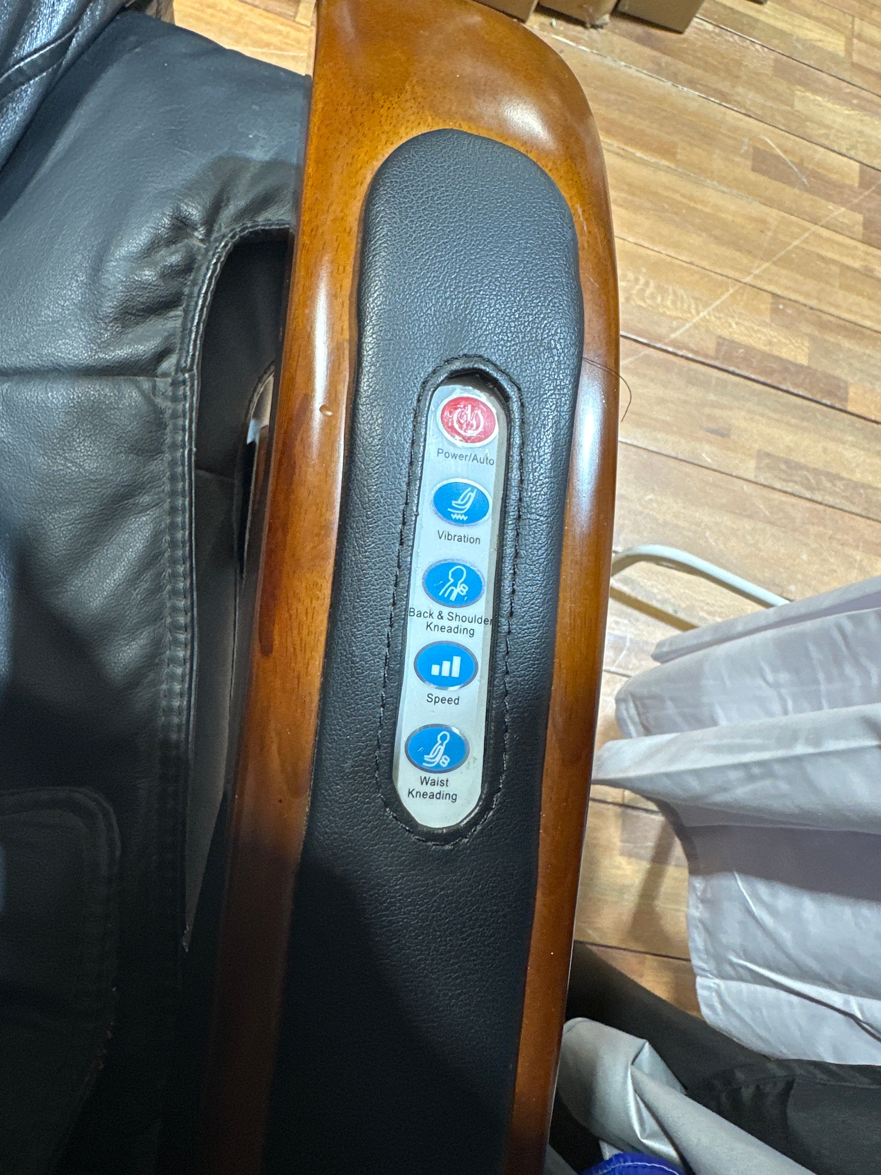 [PICK UP ONLY] CHI LM-727C OFFICE MASSAGE CHAIR