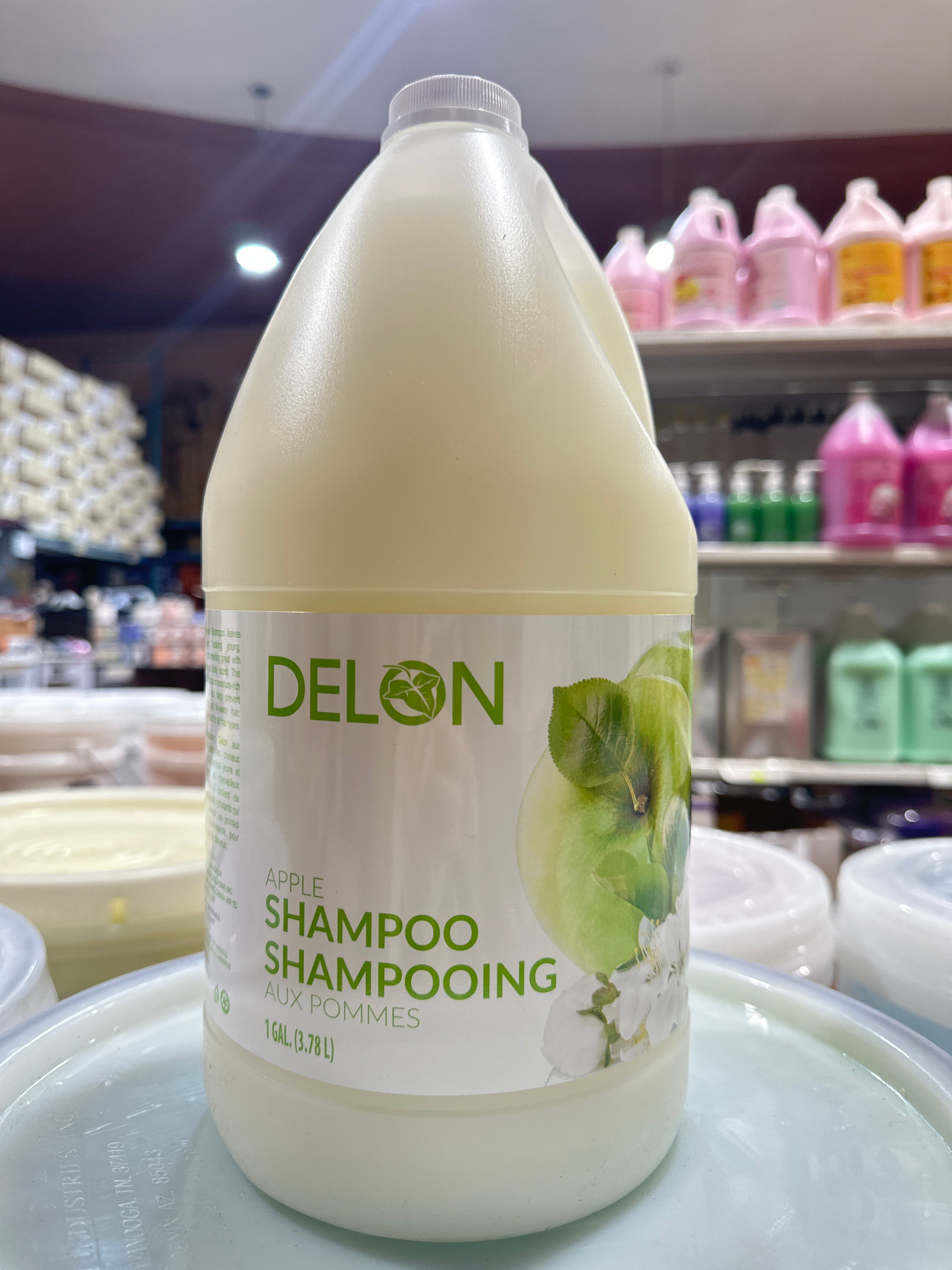 D716Y-4DELON DELON APPLE SHAMPOO 3.78L